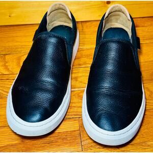 UGG Men’s Slip-On Sneakers Loafers Navy Blue – Size 9.5 – Pre-Owned